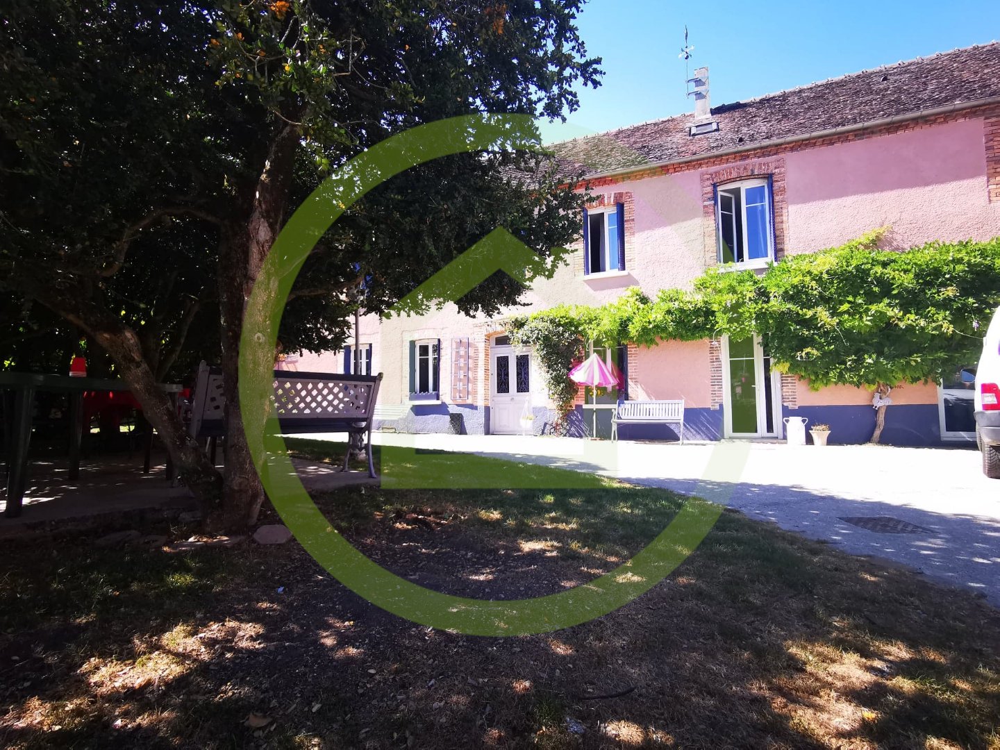 Maison de caractère à LES ORMES SUR VOULZIE (77134) immo reseau