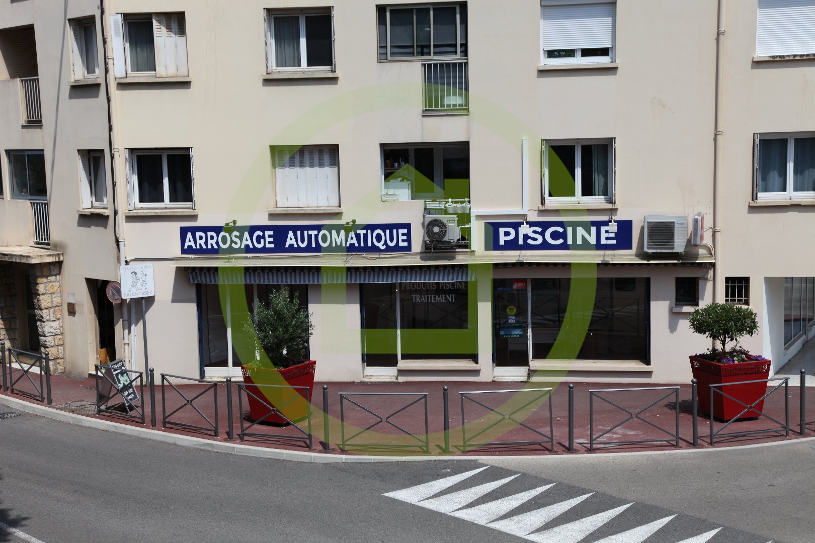 Local commercial à PEYMEINADE (06530) - 3011434919