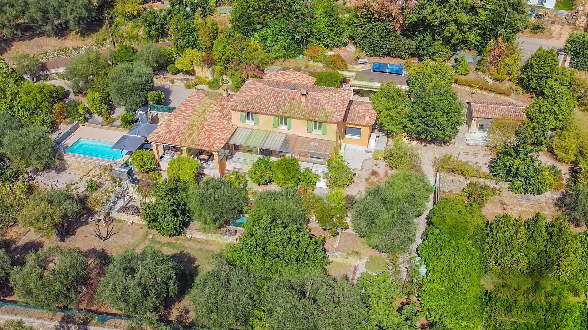 Maison à CHATEAUNEUF GRASSE (06740) - 3011441190