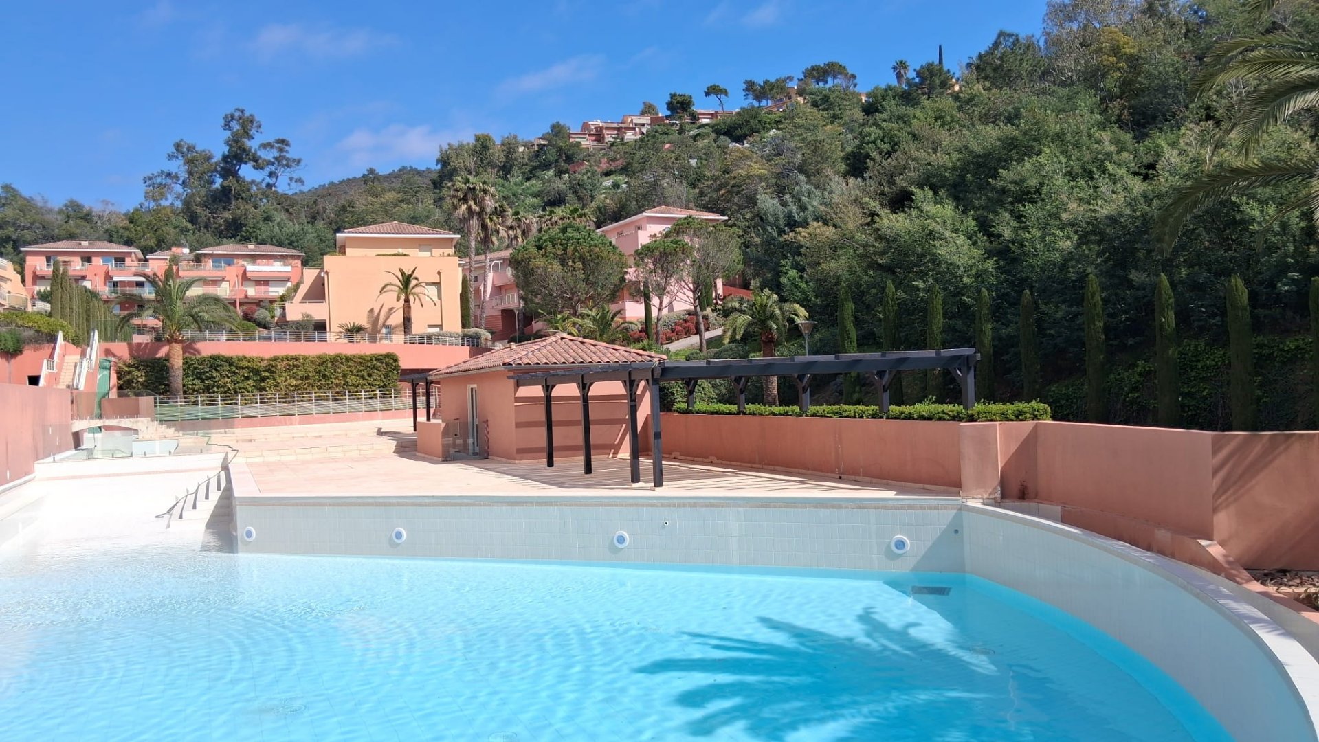 Appartement à THEOULE SUR MER (06590) - 3011441792