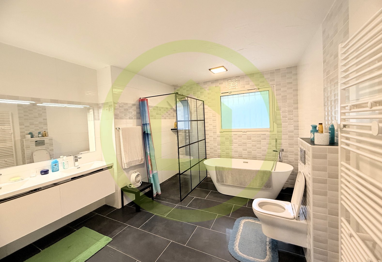 Maison à BELLEGARDE POUSSIEU (38270) - 3011440322