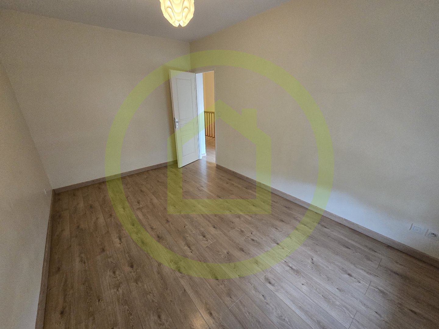 Immeuble de rapport à SAINT JEAN DE LA RUELLE (45140) - 3011441715