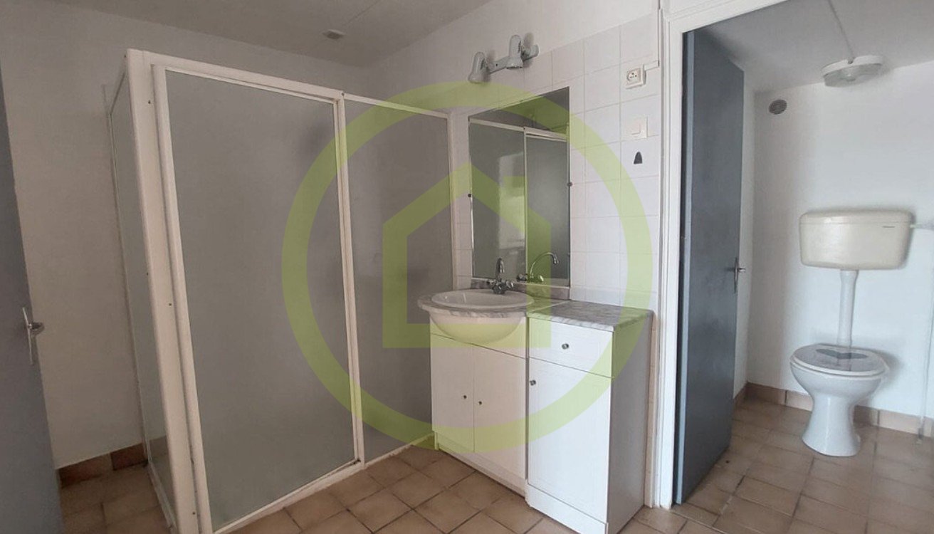 Maison et dépendances à MAULÉON (79700) - 3011438263