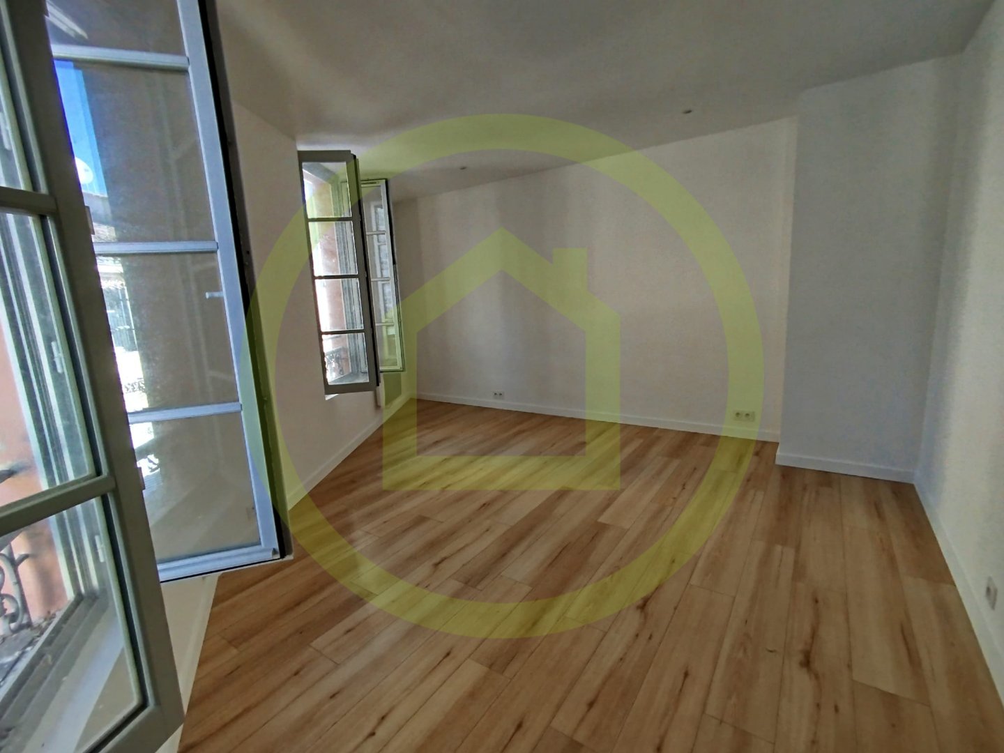 Immeuble à VENCE (06140) - 3011437682