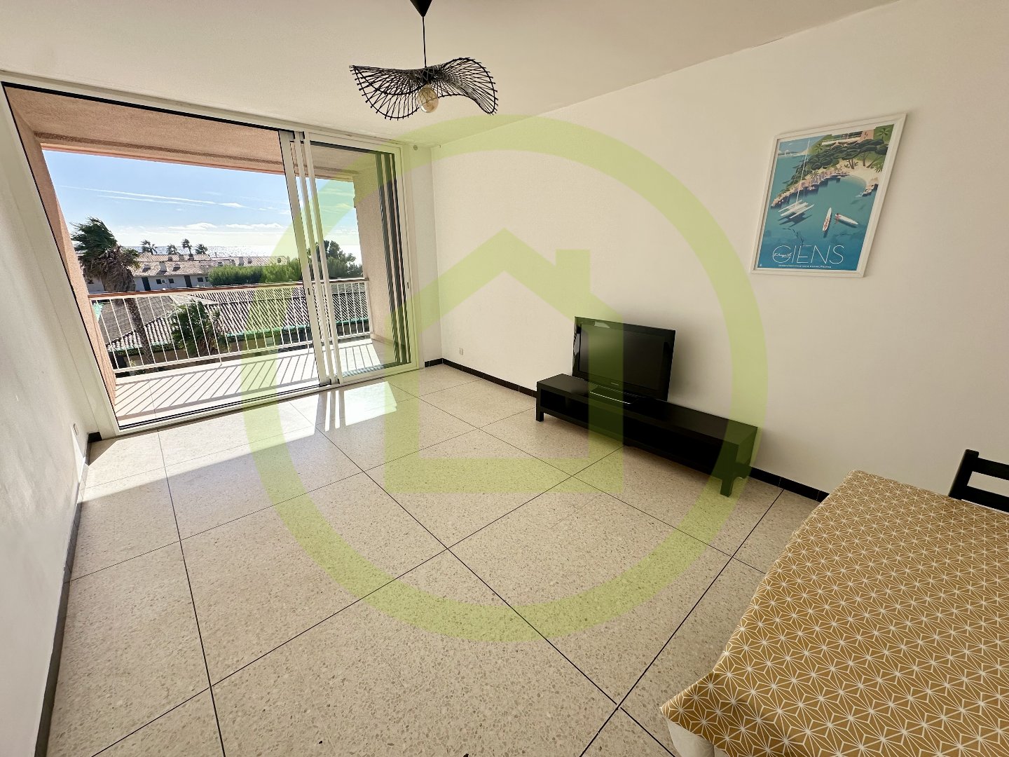 Appartement à SAINT MANDRIER SUR MER (83430) - 3011441775