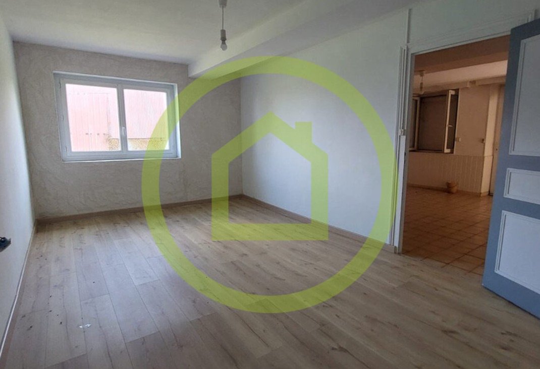 Maison et dépendances à MAULEON (79700) - 3011438262