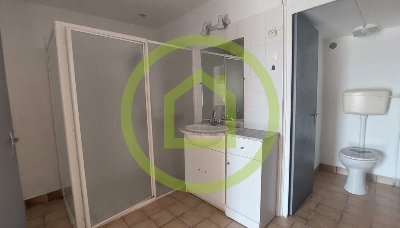 Maison et dépendances à MAULEON (79700) - 3011438262