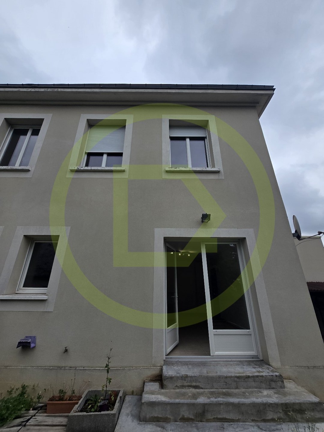 Immeuble de rapport à SAINT JEAN DE LA RUELLE (45140) - 3011441715