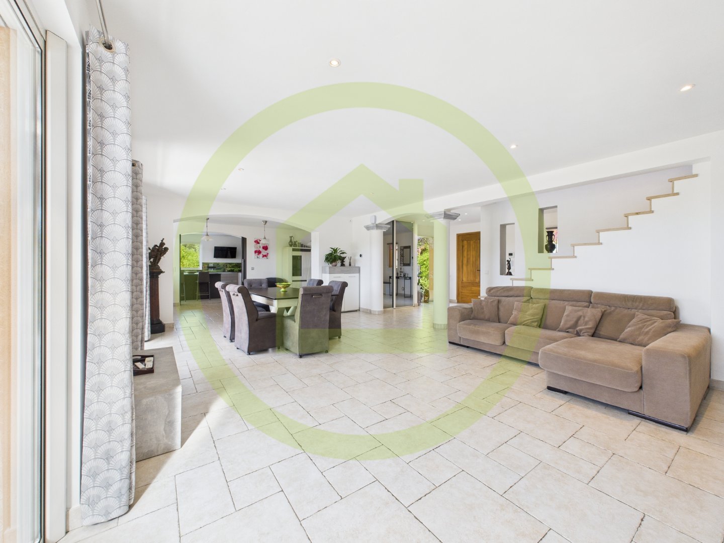 Maison à CHATEAUNEUF GRASSE (06740) - 3011441190