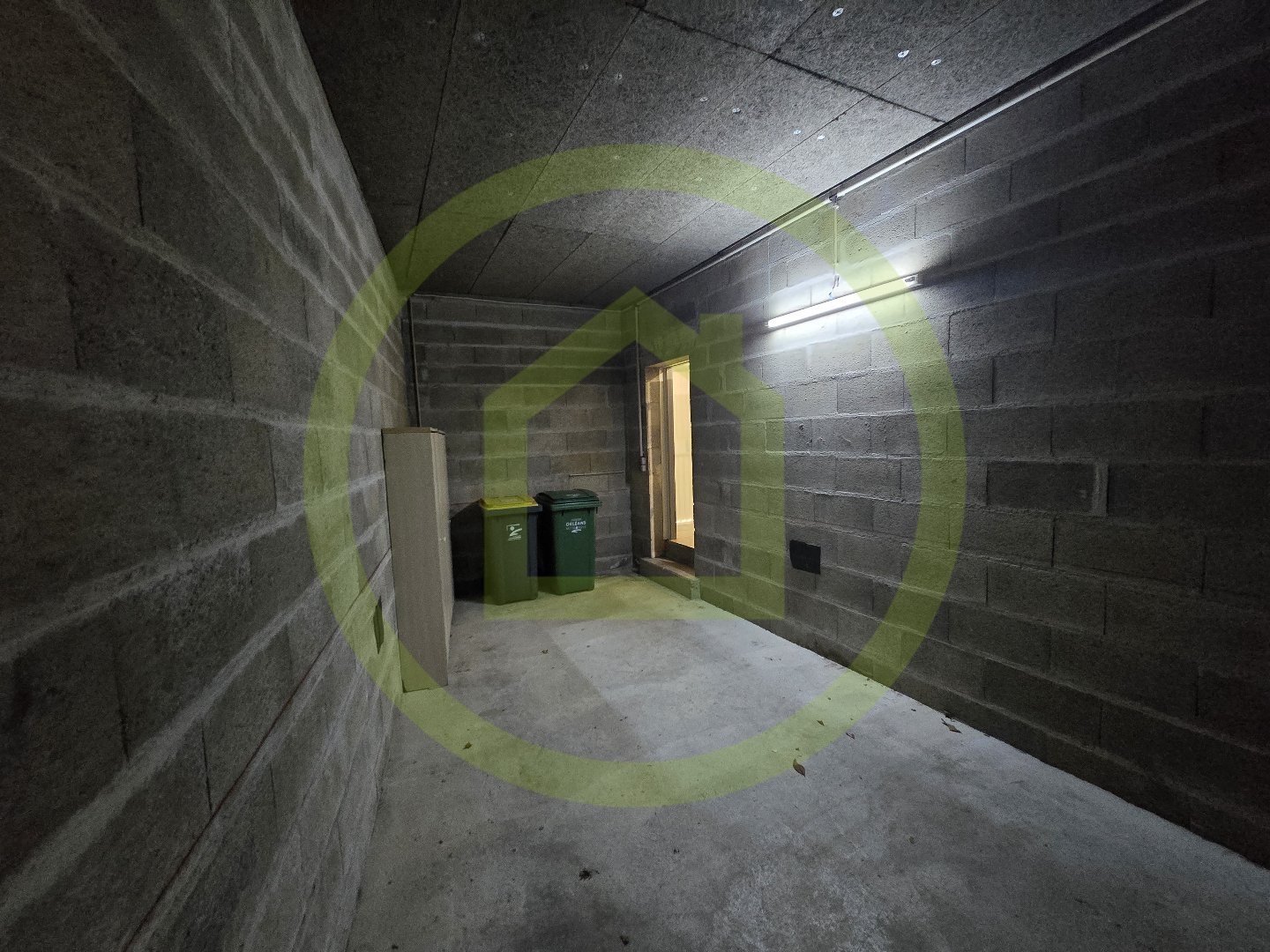 Immeuble de rapport à SAINT JEAN DE LA RUELLE (45140) - 3011441715