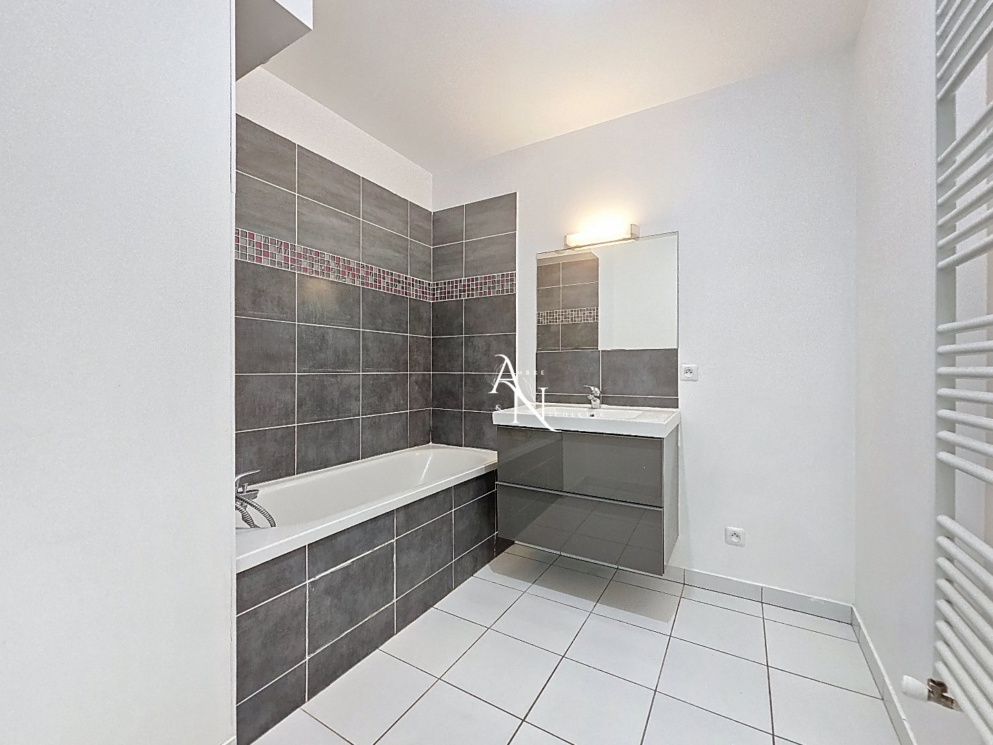 Appartement à MONTREUIL (93100) - 3011441322